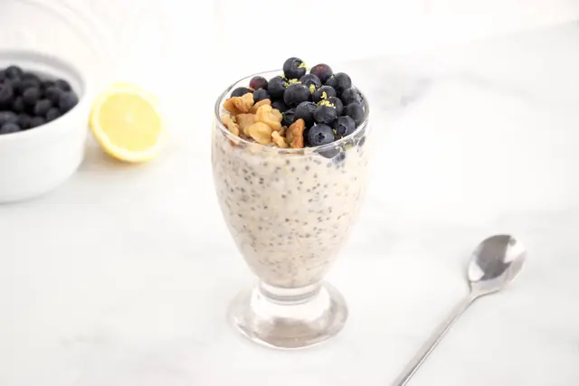 Blueberry Walnut Overnight Oats